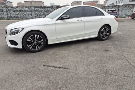 上海二手奔驰C级 2015款 C 200 L 4MATIC