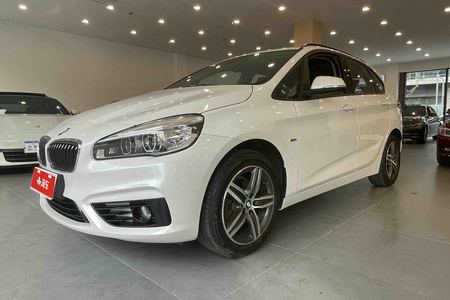 上海二手宝马2系旅行车 2016款 218i 1.5T 手自一体 运动设计套装