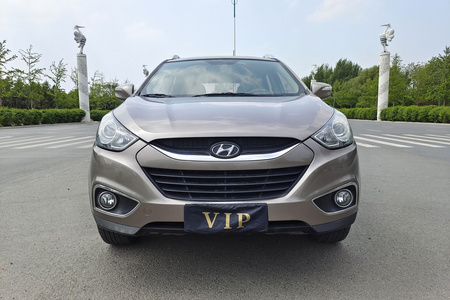 铁岭二手现代ix35 2010款 2.0 新锐版 GL 2WD MT