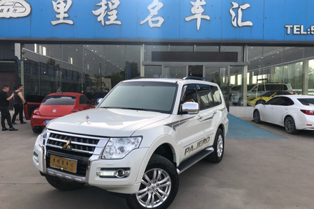 唐山二手三菱帕杰罗 2019款 帕杰罗V97 3.8L GLS 八气双差  天窗 （中东）